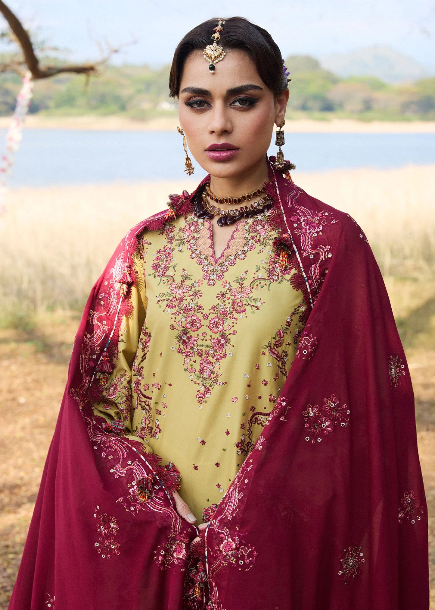 Hussain Rehar Luxury Lawn'25 Minted