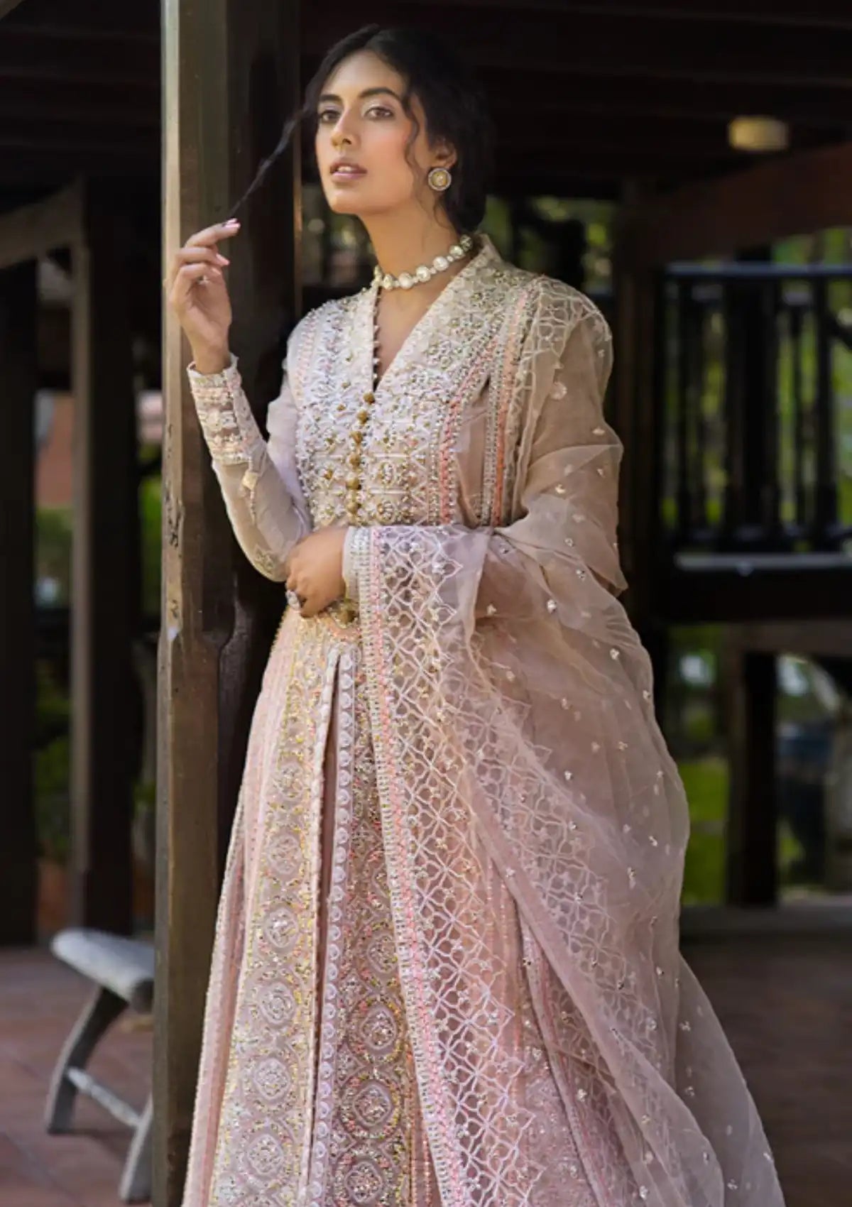 Mushq Roohi Luxury Collection'24 D-04 Anika