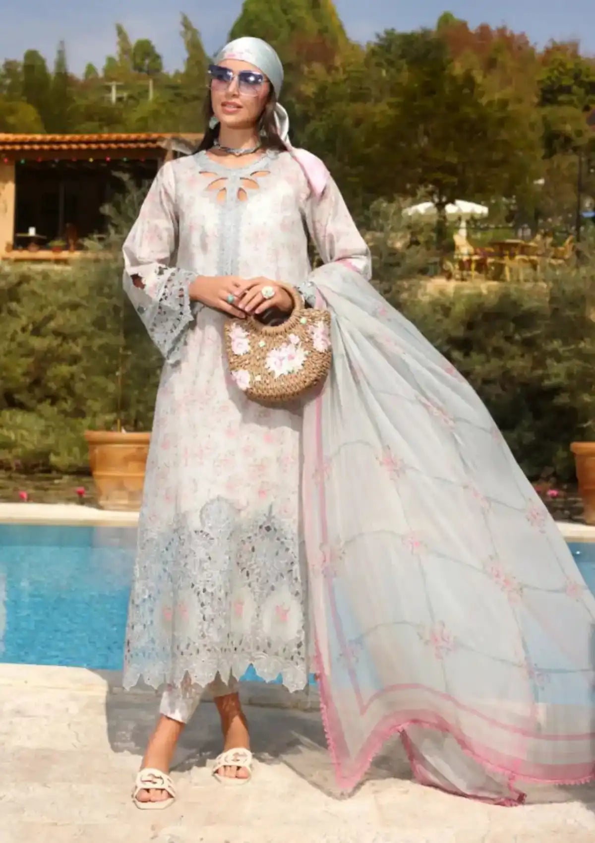 Noor By Saadia Asad Luxe Chikankari'25 D-7B