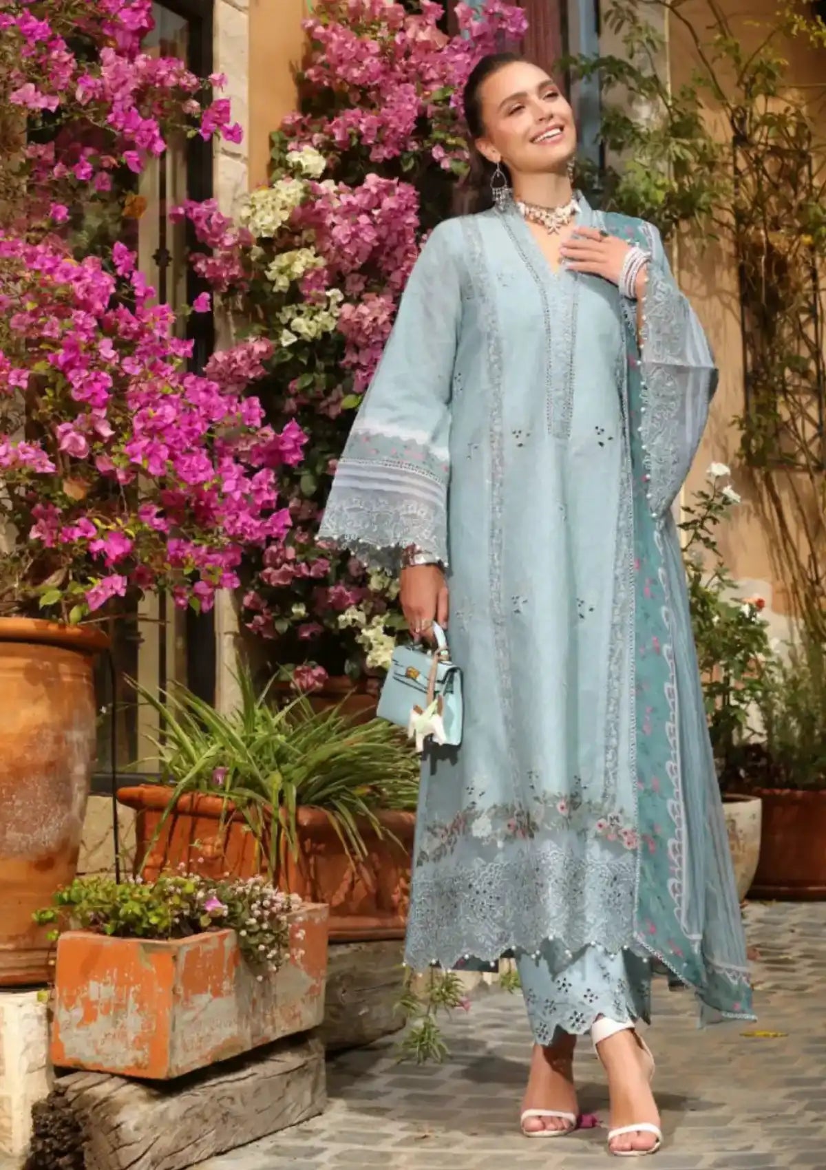 Noor By Saadia Asad Luxe Chikankari'25 D-5B