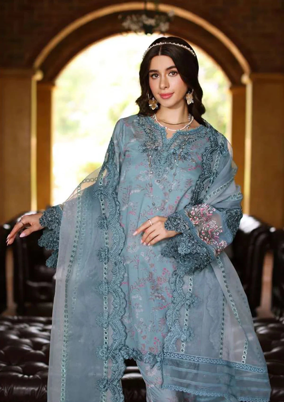 Noor by Saadia Asad Eid Luxe Printkari'24 D-02