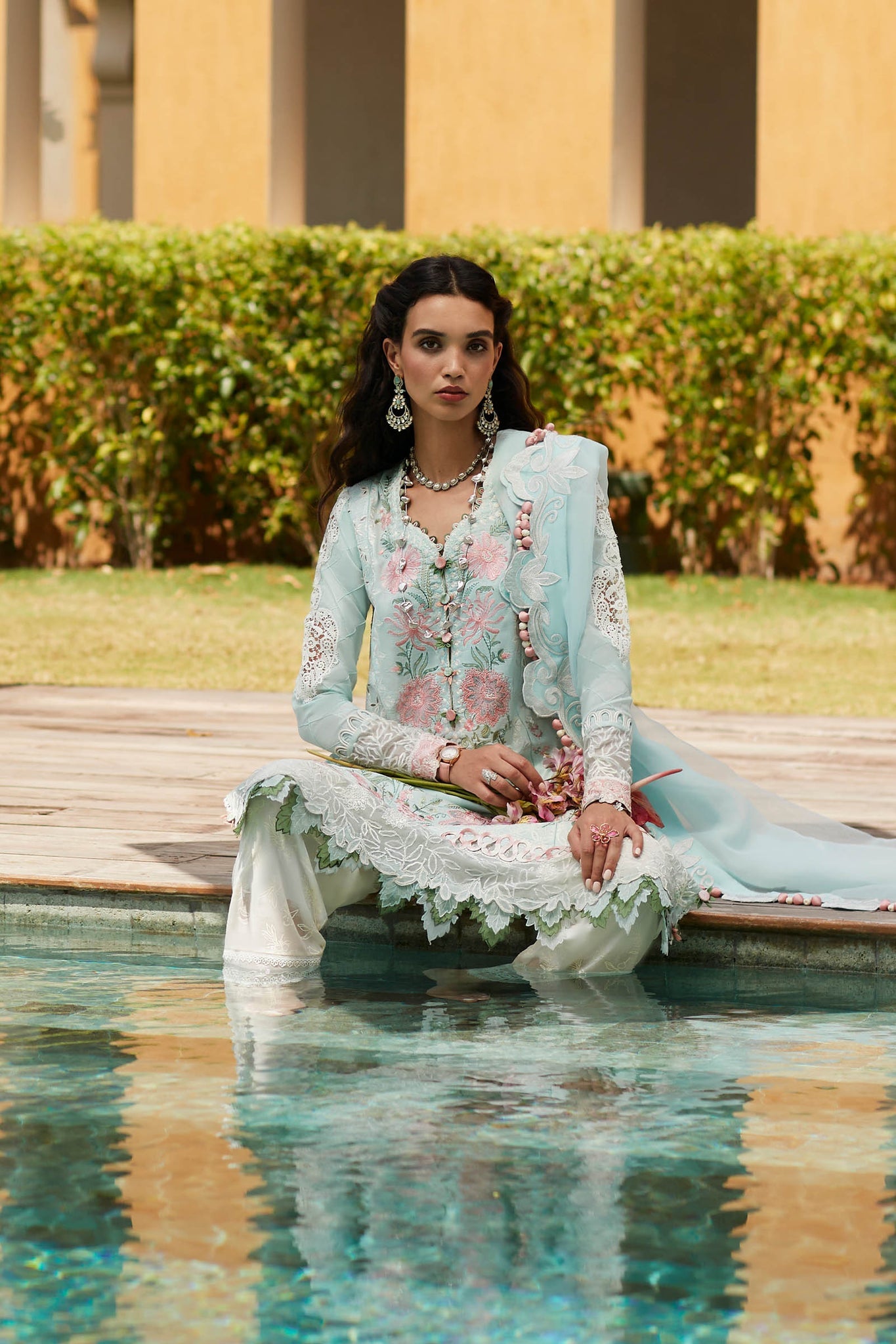 Elan lawn'23 ZIVA (EL23-03 A)