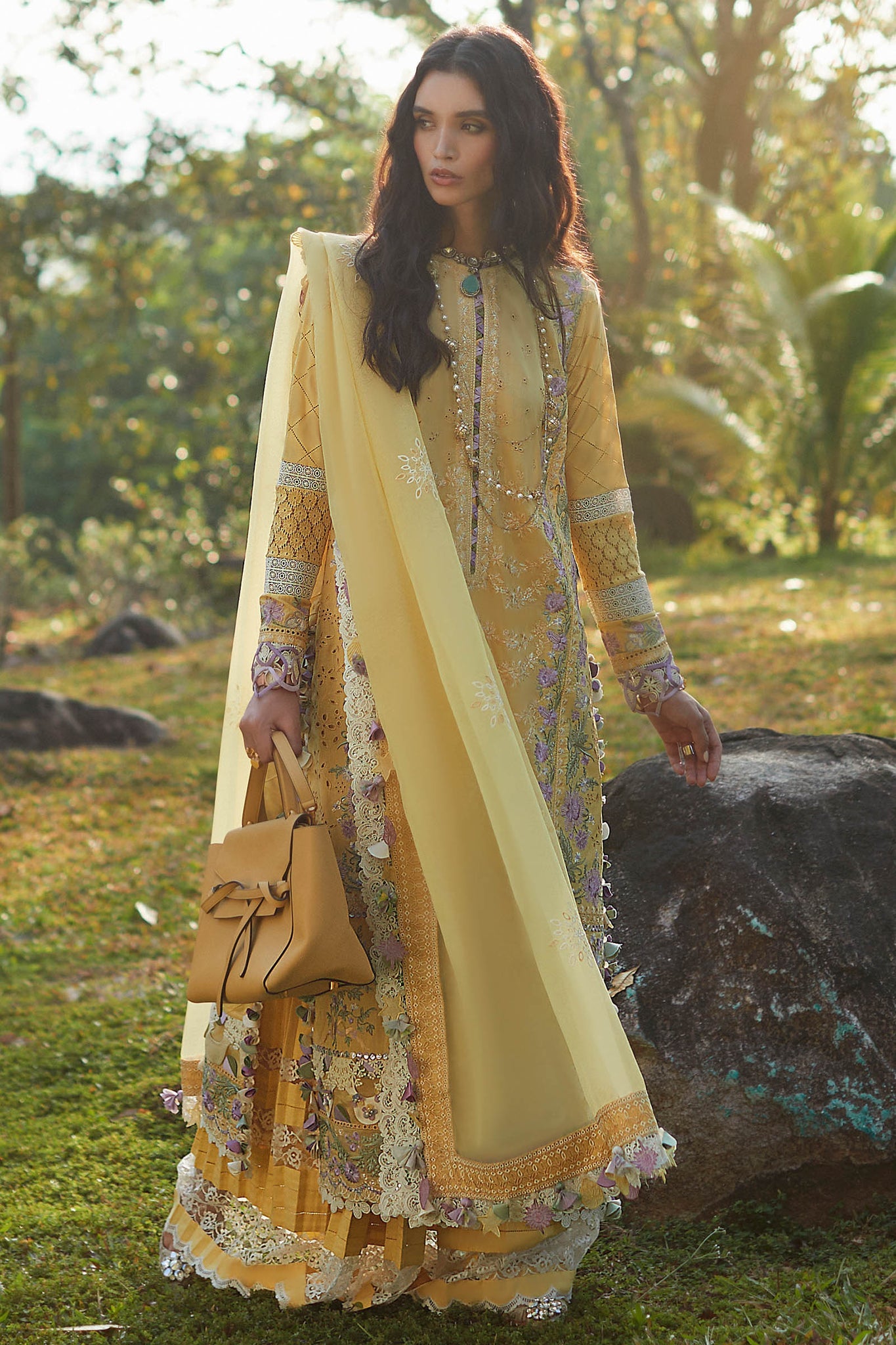 Elan lawn'23 IRA (EL23-01 B)