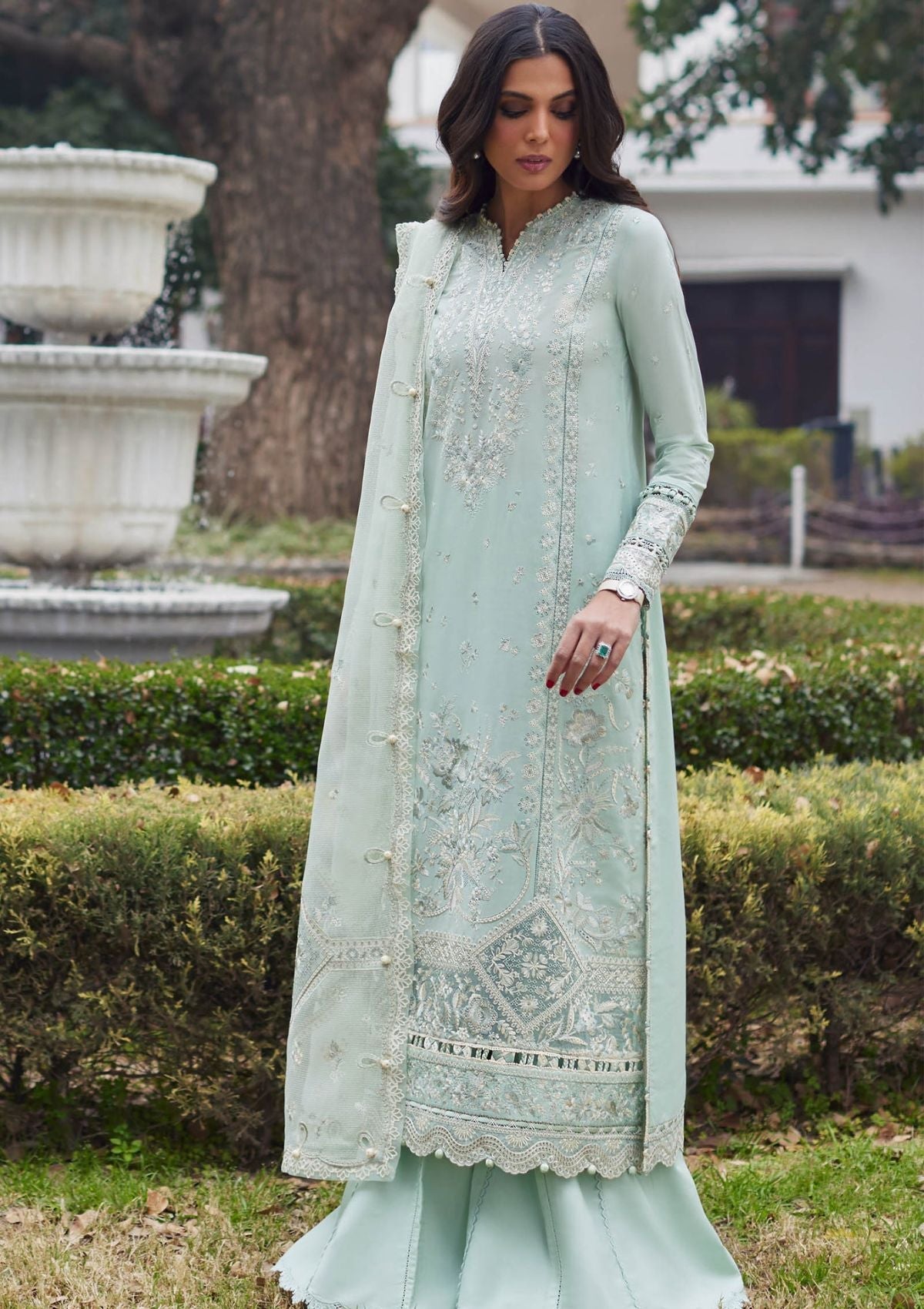 Elan Lawn'24 MINA (EL-01 B)