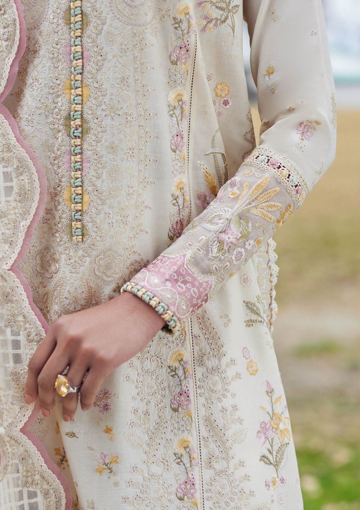 Elan Lawn'24 NEZIHA (EL-05 A)