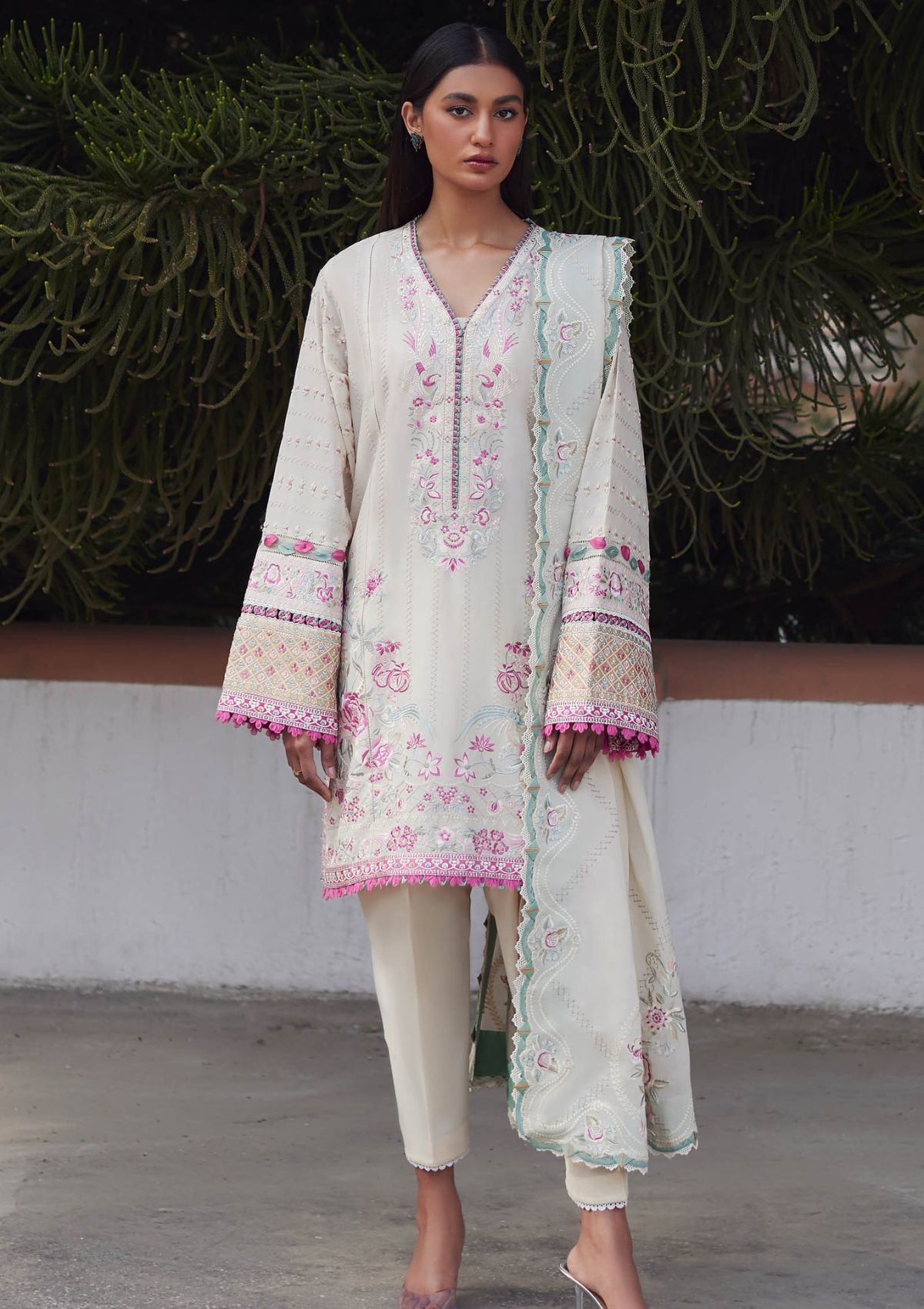 Elan Lawn'24 AIRA (EL-10 B)