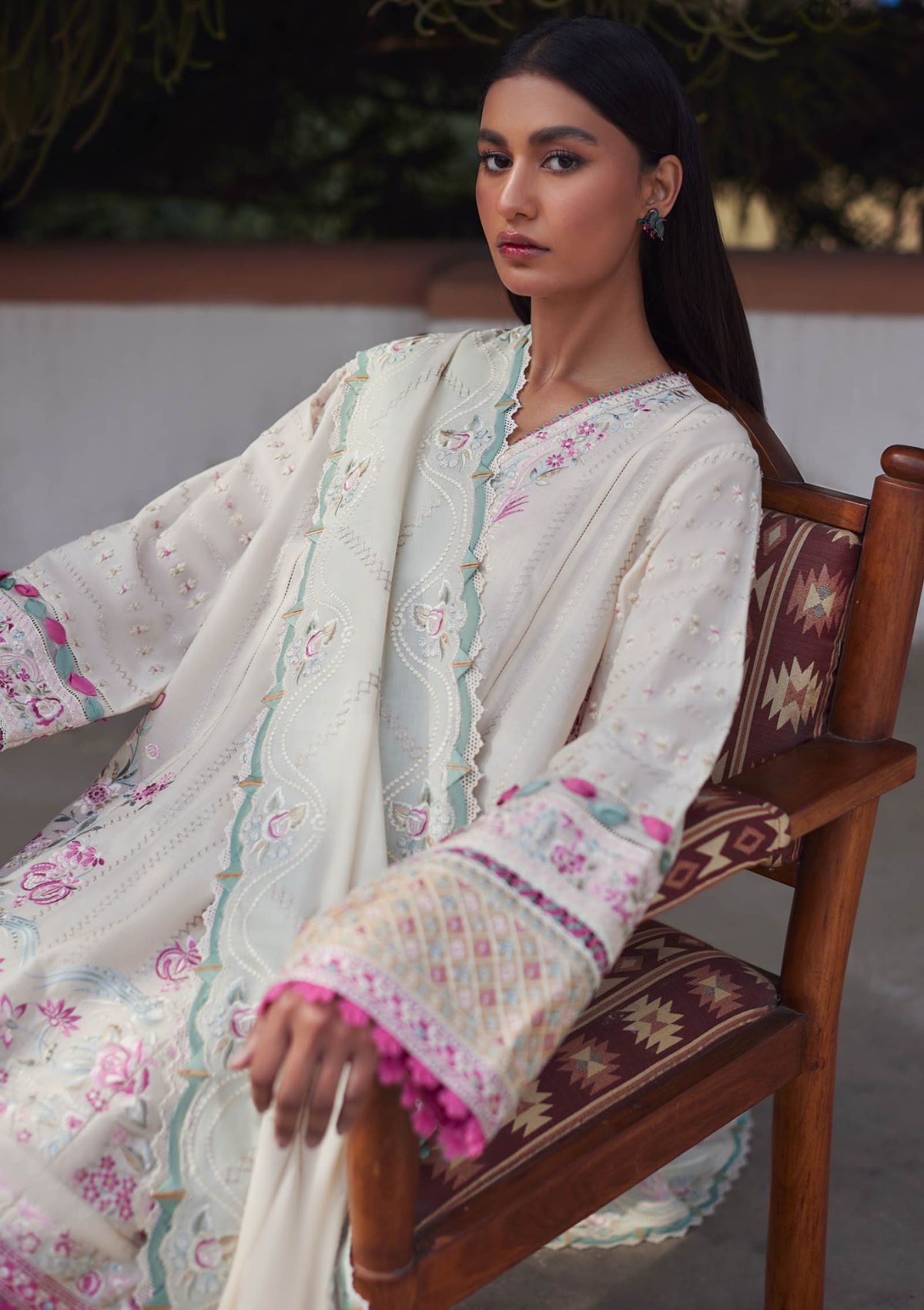 Elan Lawn'24 AIRA (EL-10 B)