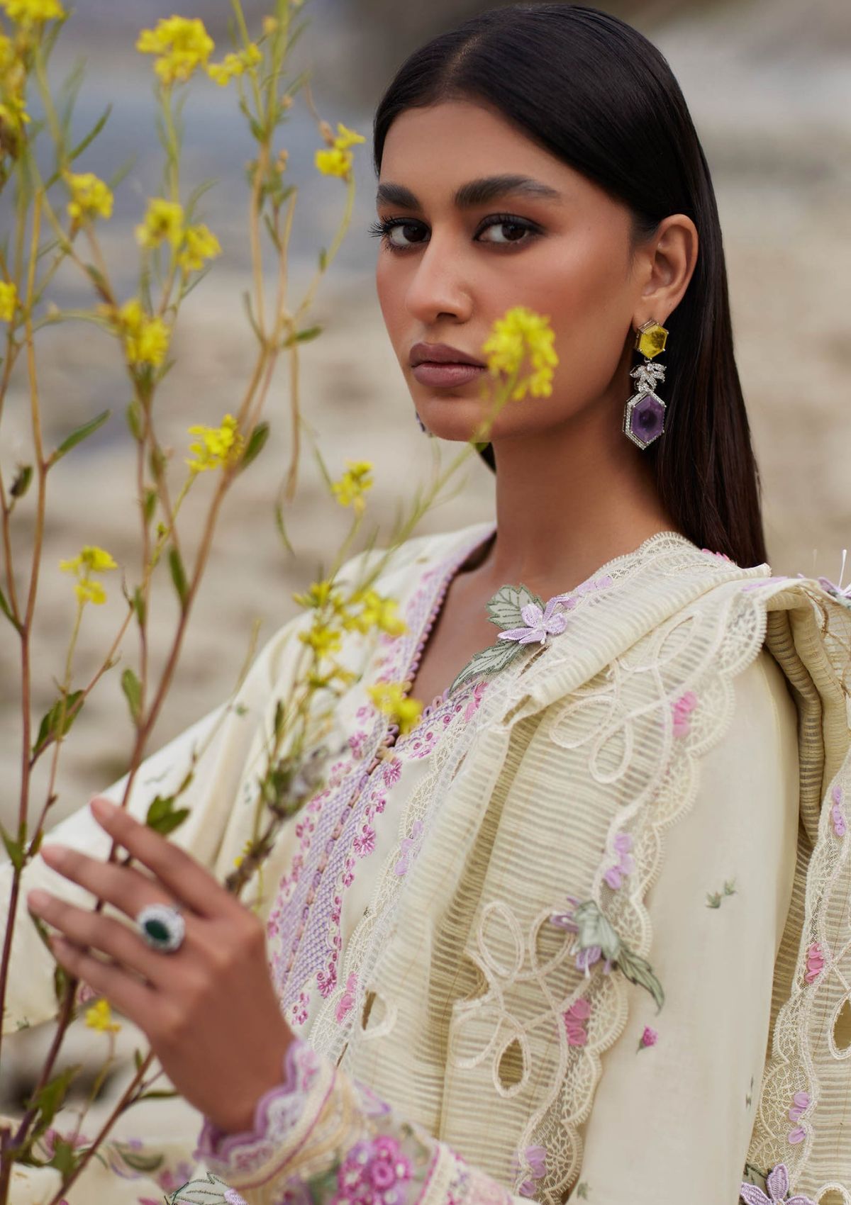 Elan Lawn'24 NEDINE (EL-02 B)