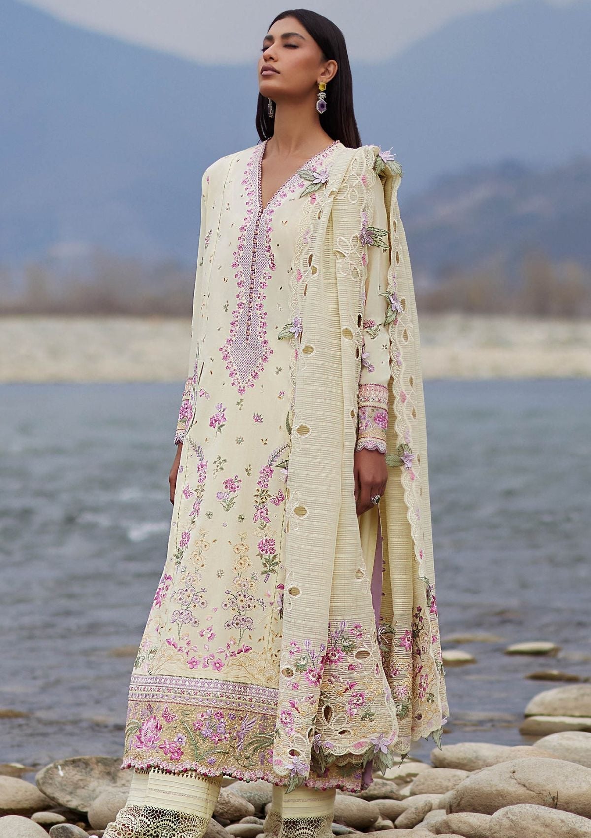 Elan Lawn'24 NEDINE (EL-02 B)