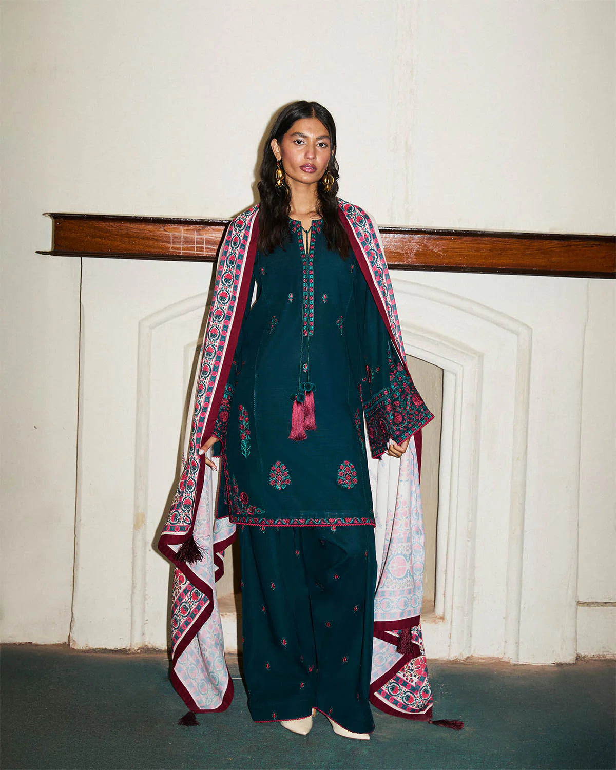 Jugnu By Hussain rehar Winter'25 Marina
