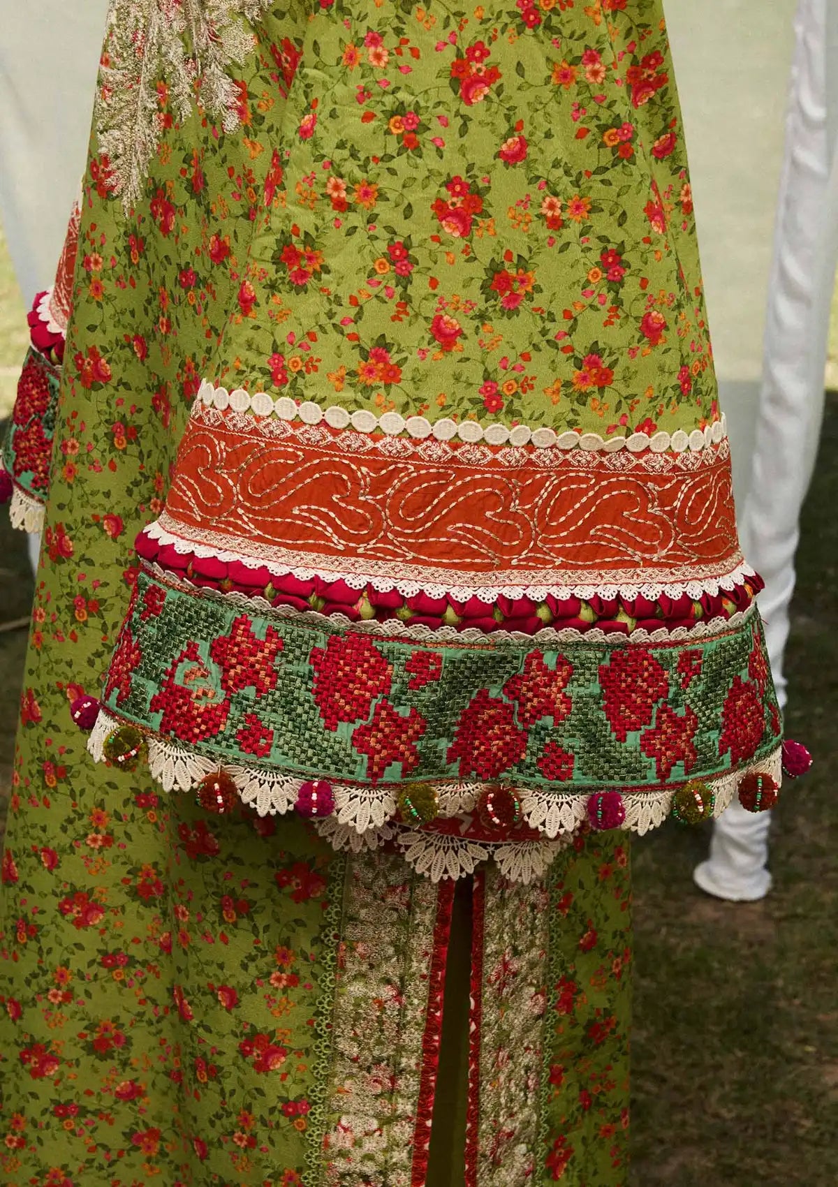 Hussain Rehar SS Lawn'24 D-07 SHEIN