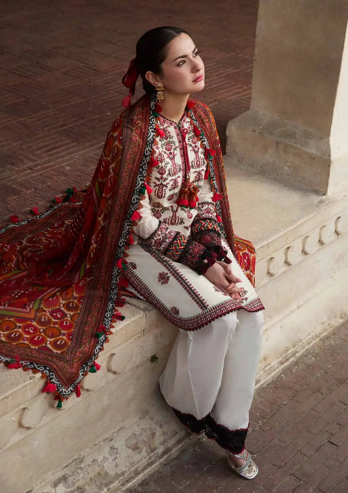 Hussain Rehar SS Lawn'24 D-05 FAWN