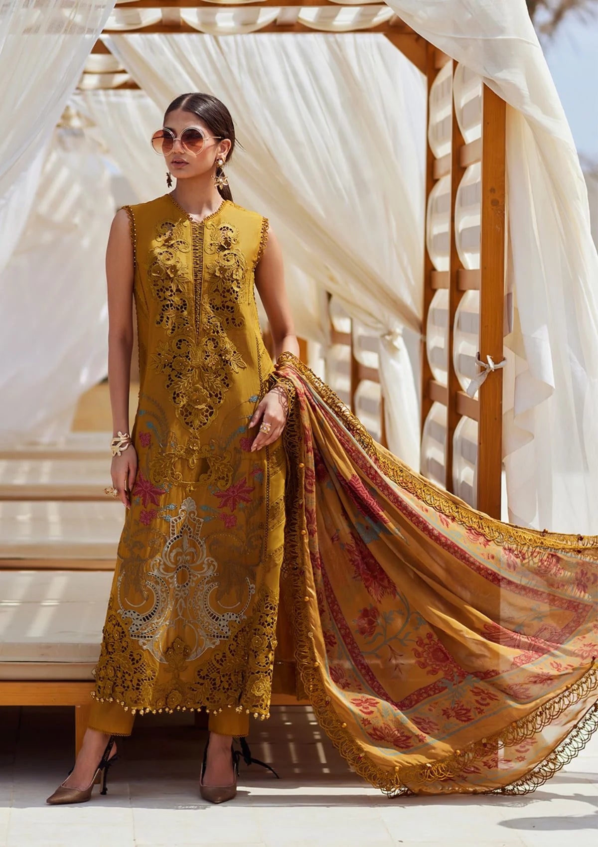 Maria B Luxury Lawn'25 Eid 2 D-06