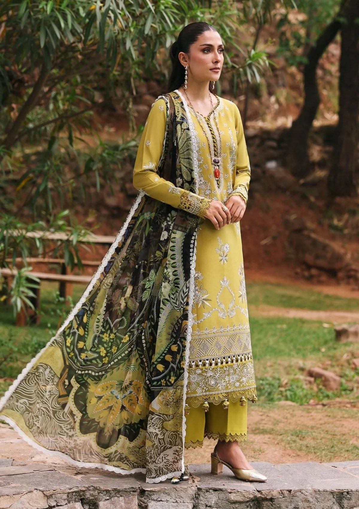 Republic Talia Summer Lawn'25 D-01A NUMA