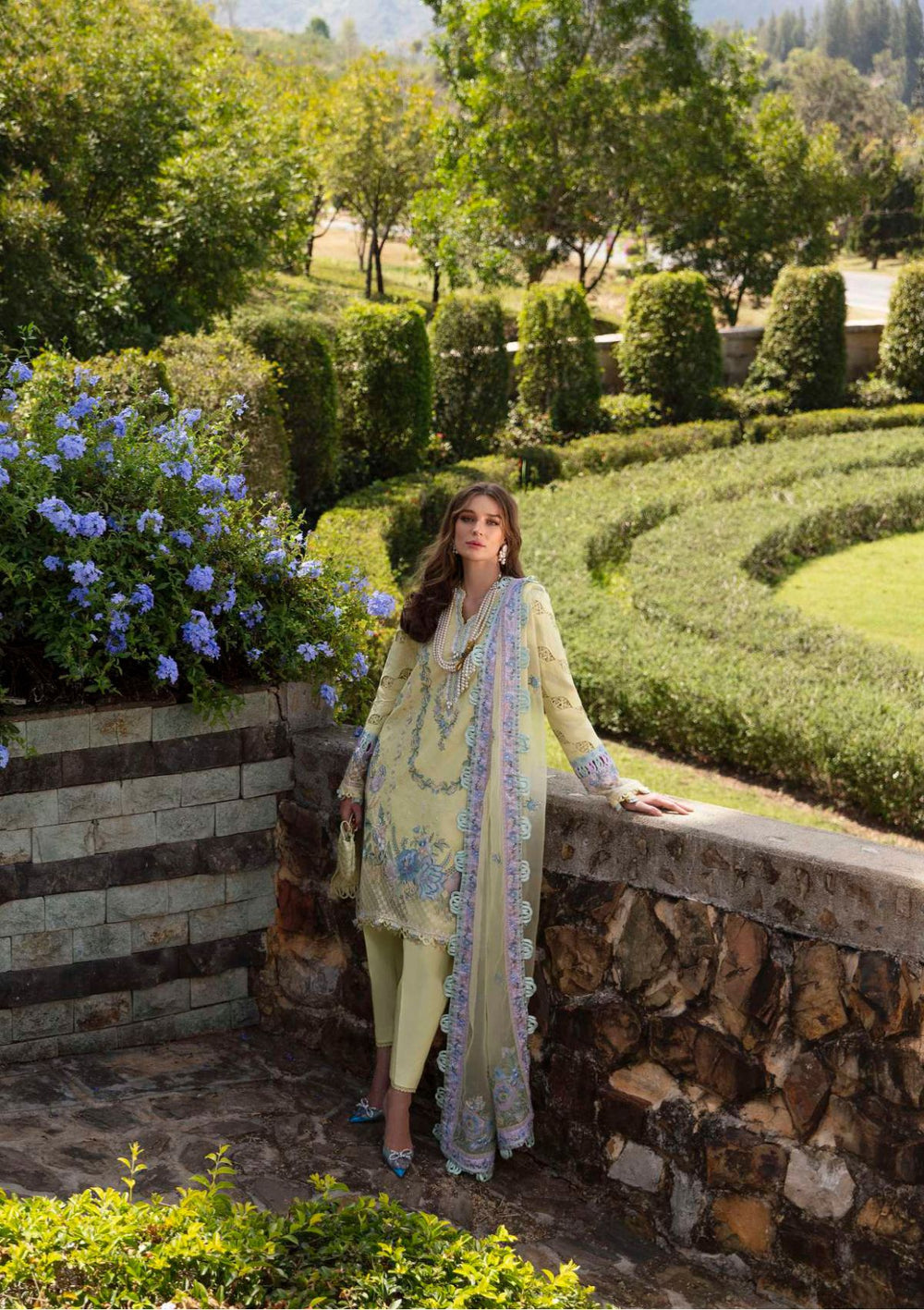 Republic Ilana Eid Luxury Lawn'24 D-7B