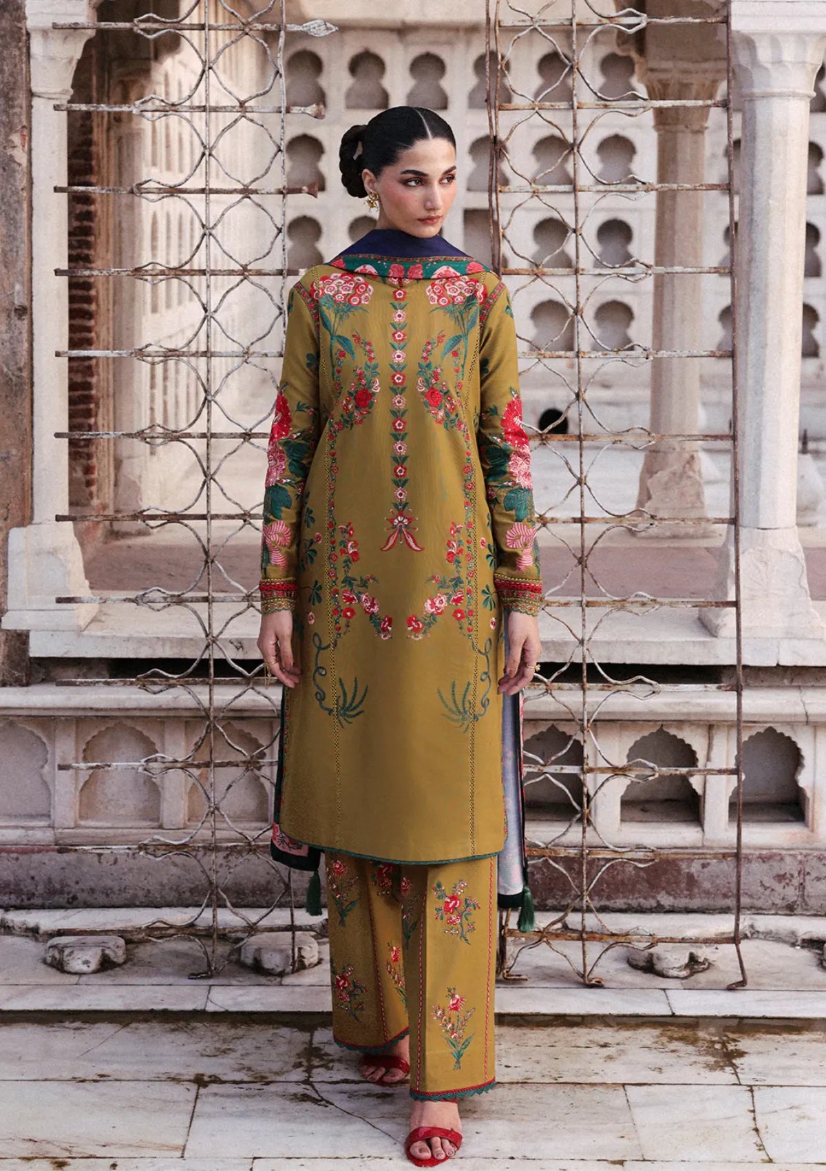 Jugnu Khaddar By Hussain Rehar'25 -Mitra