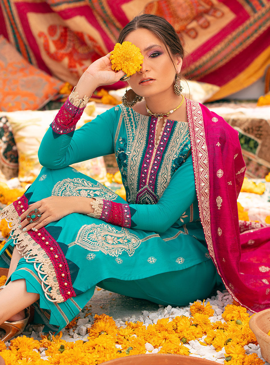 Zainab Chottani Eid Lawn'21-D-11