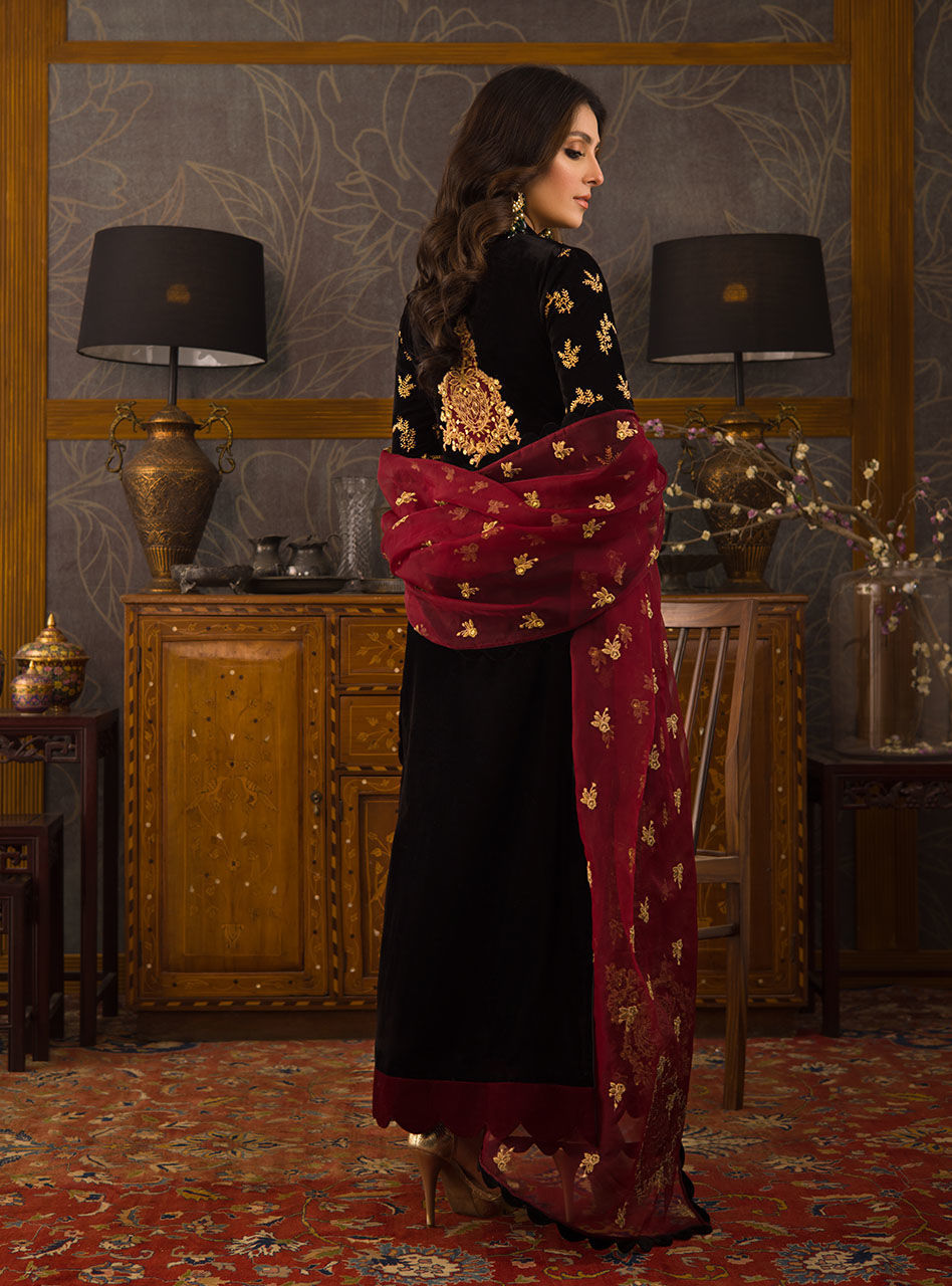 Zainab Chottani Unstitched Velvet D-04