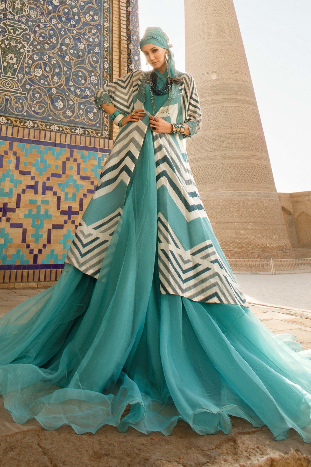 MARIA B LUXURY LAWN'23 D-14B