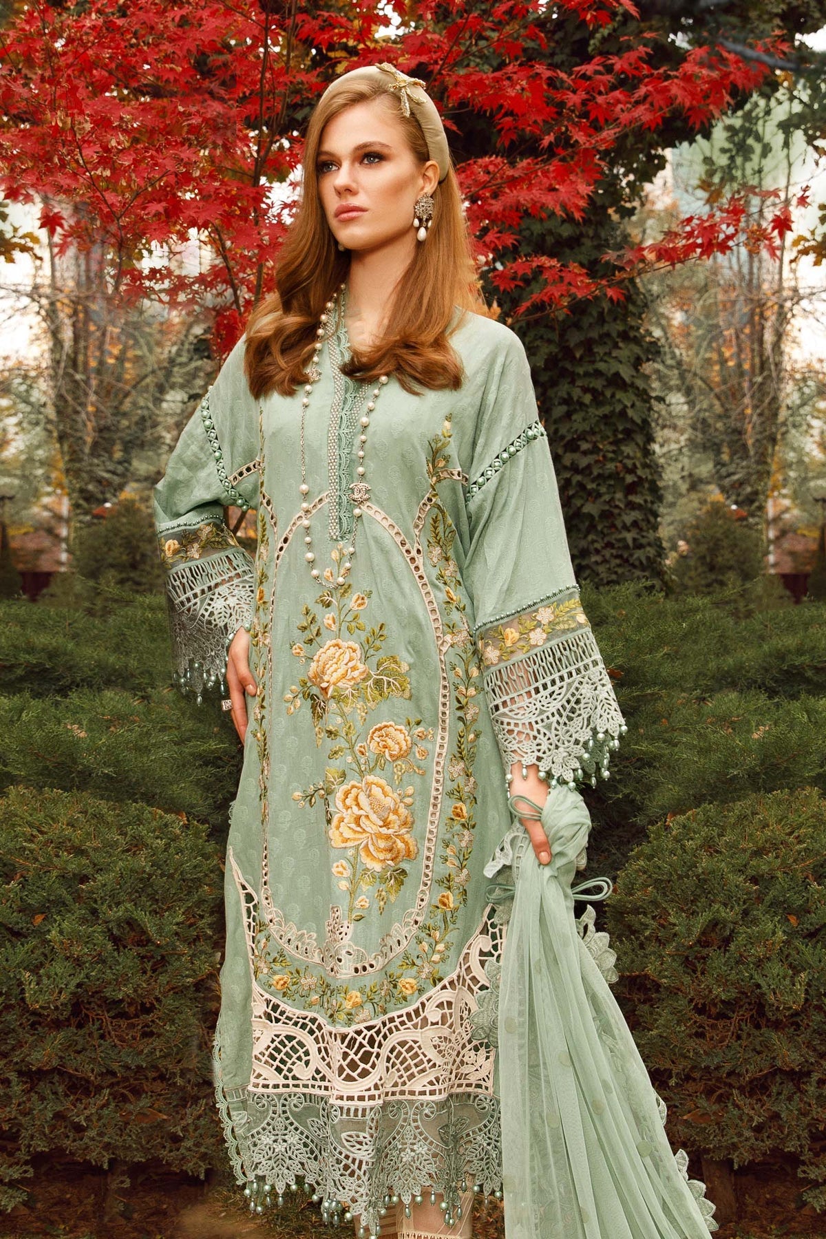 MARIA B LUXURY LAWN'23 D-2B