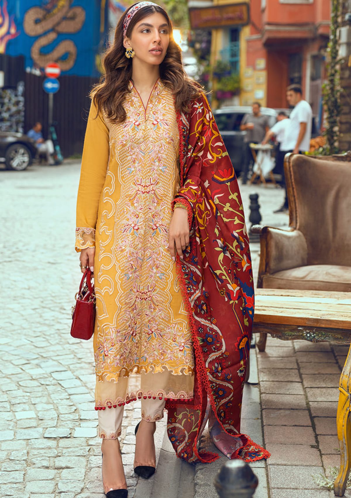 Mushq Broadway Returns Winter'22 MW-11