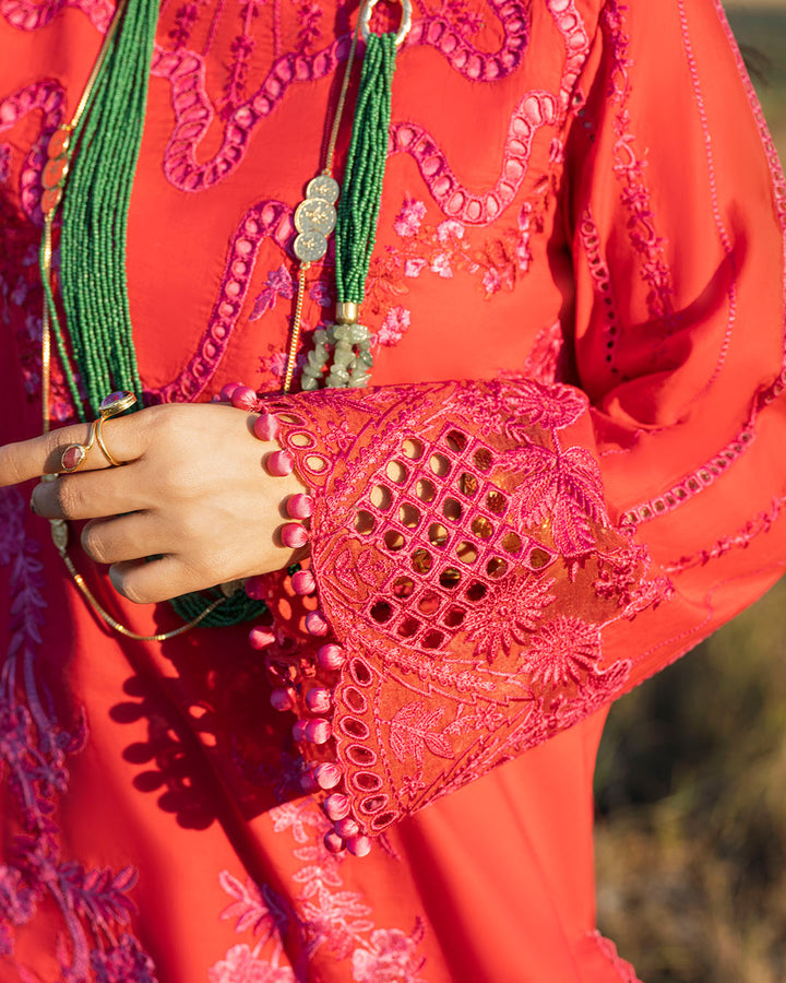 Mushq Luxury Lawana Lawn'23 D-10