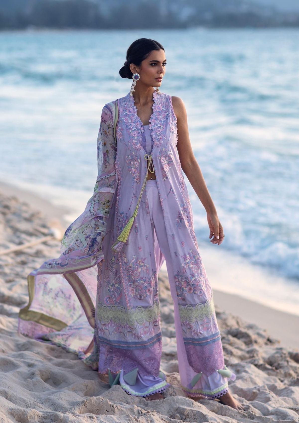Ansab Jahangir Zoha Luxury Lawn'23 AJLL-08(Siam Tulip)