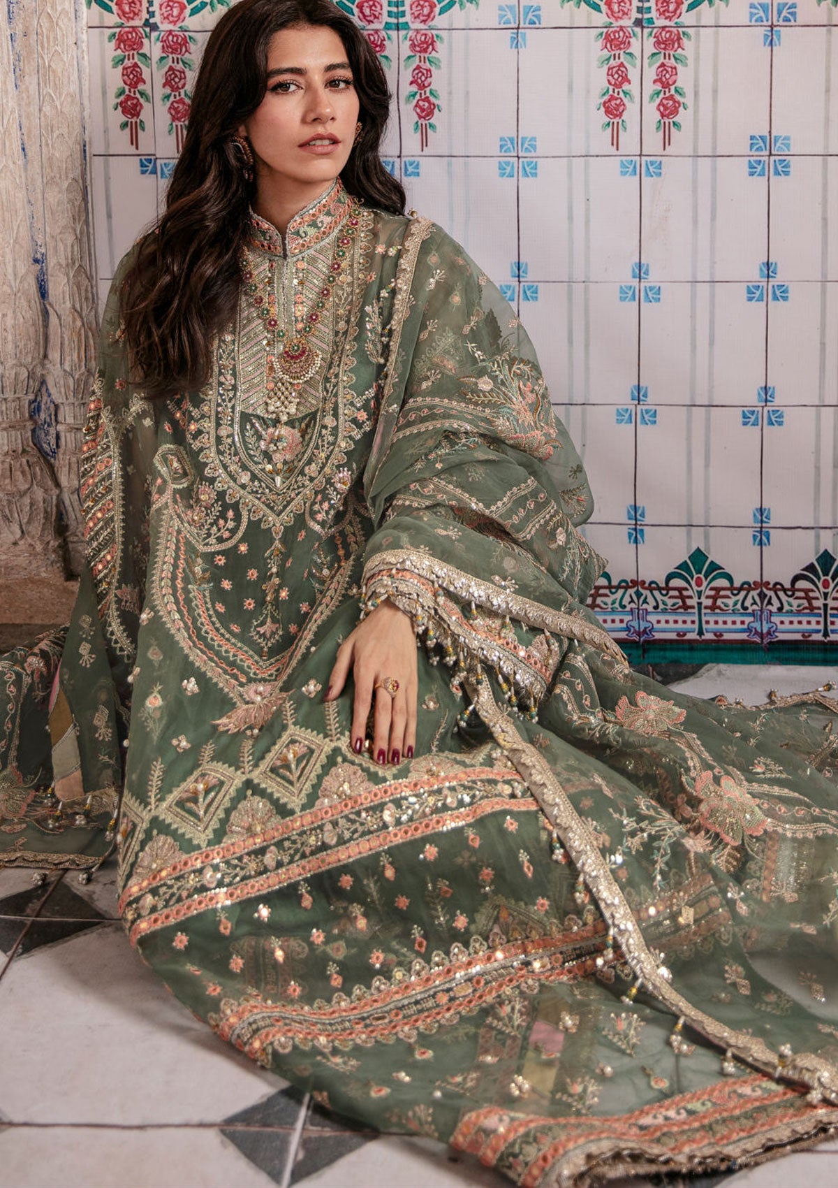 MOHSIN NAVEED RANJHA FORMALS  ZWU22-10 (SYRA YOUSAF)