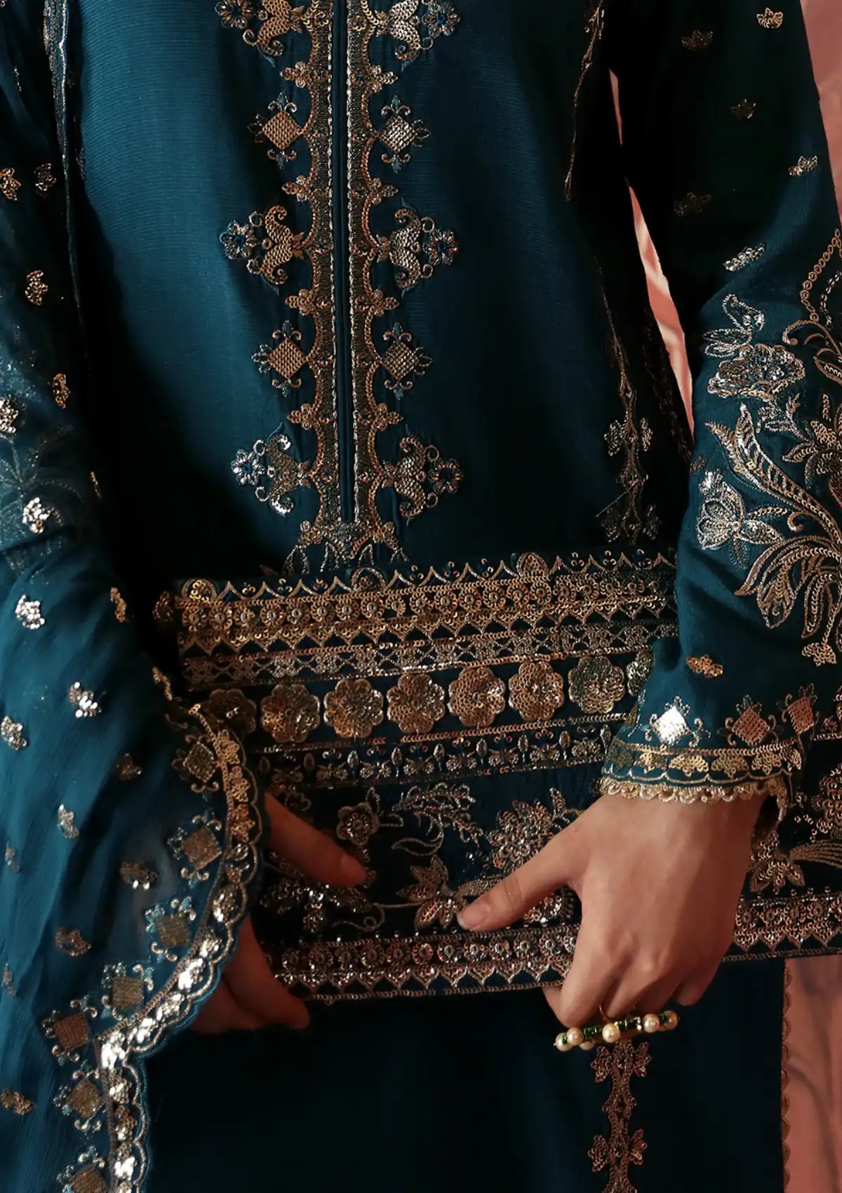 Afrozeh Divani The Silk Edit'23 AS-03 KAIRA