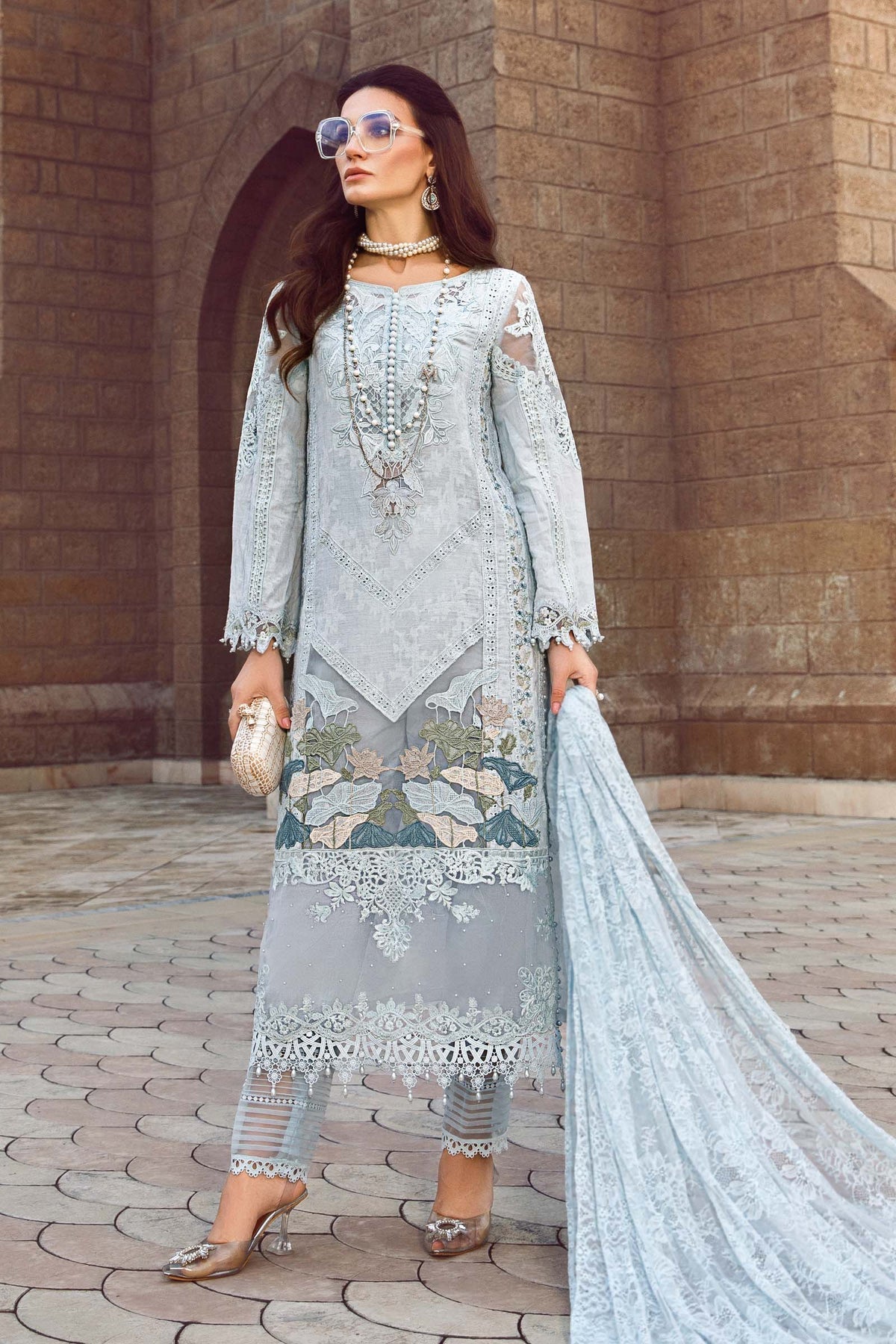 MARIA B LUXURY LAWN'23 D-7A