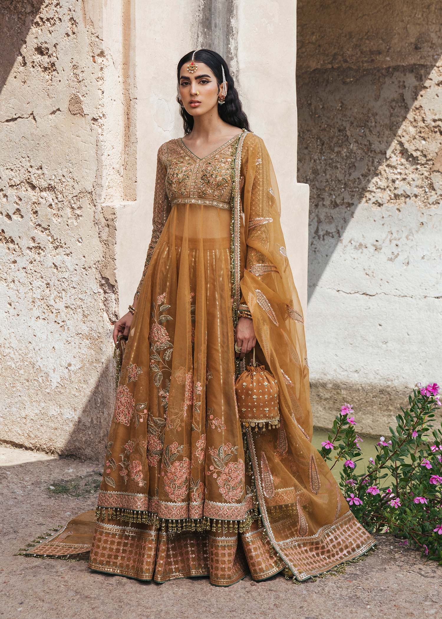 HUSSAIN REHAR-PAAR UNSTITCHED FORMAL'22- SEHAR (GOLDEN)