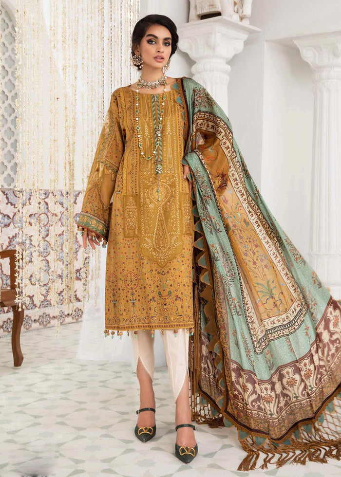 Maria B Eid lawn'22 D-09