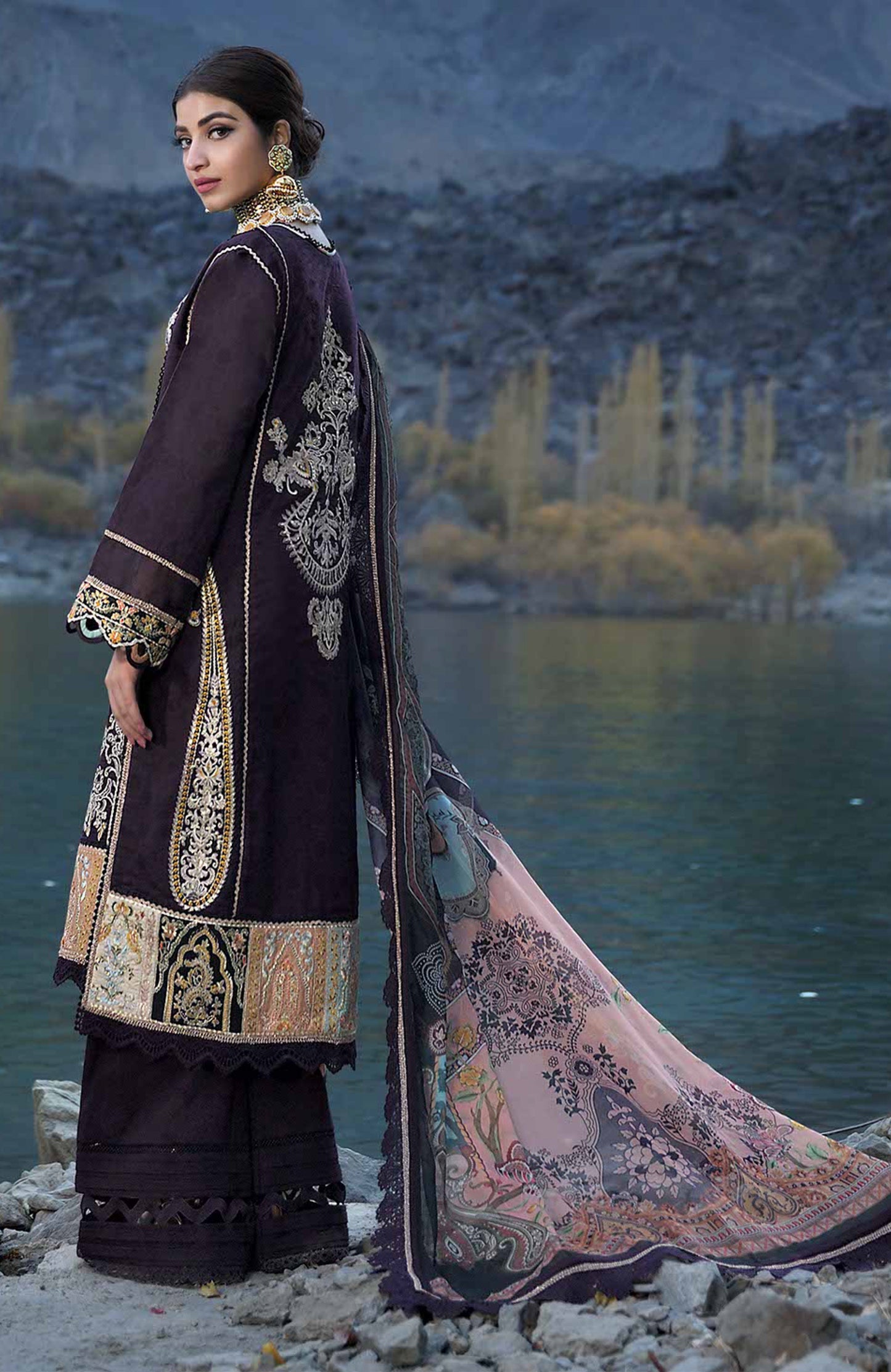 Asim Jofa Lawn'22 D-22