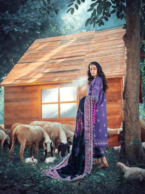 Maryam Hussain Winter'21 Capri D-03