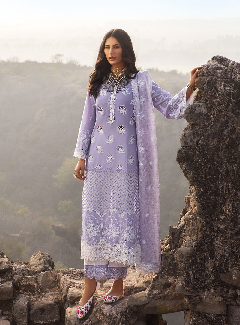 Zainab Chottani Chikenkari D-4B
