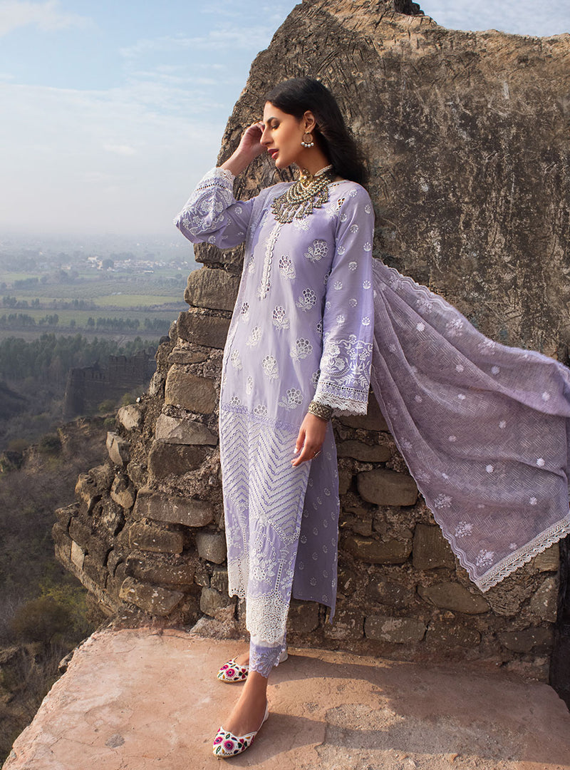 Zainab Chottani Chikenkari D-4B