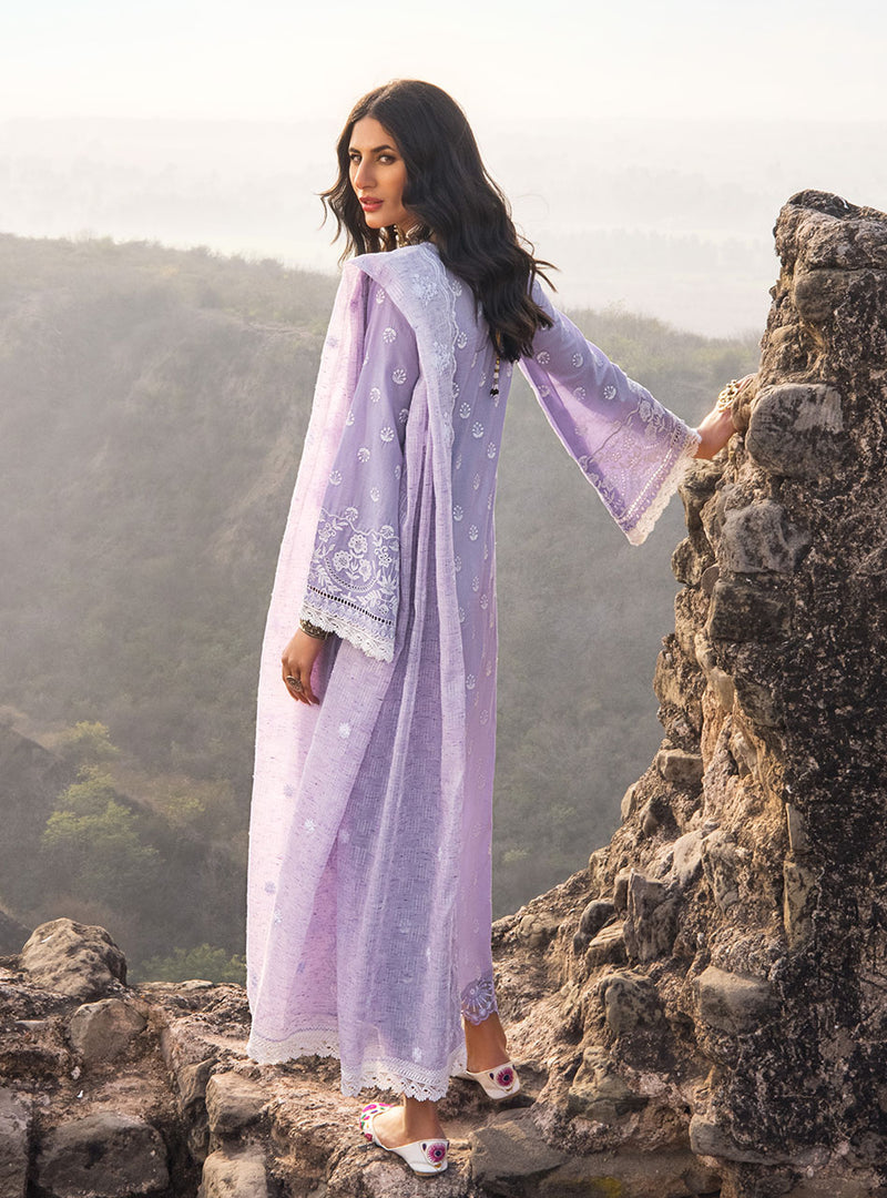 Zainab Chottani Chikenkari D-4B