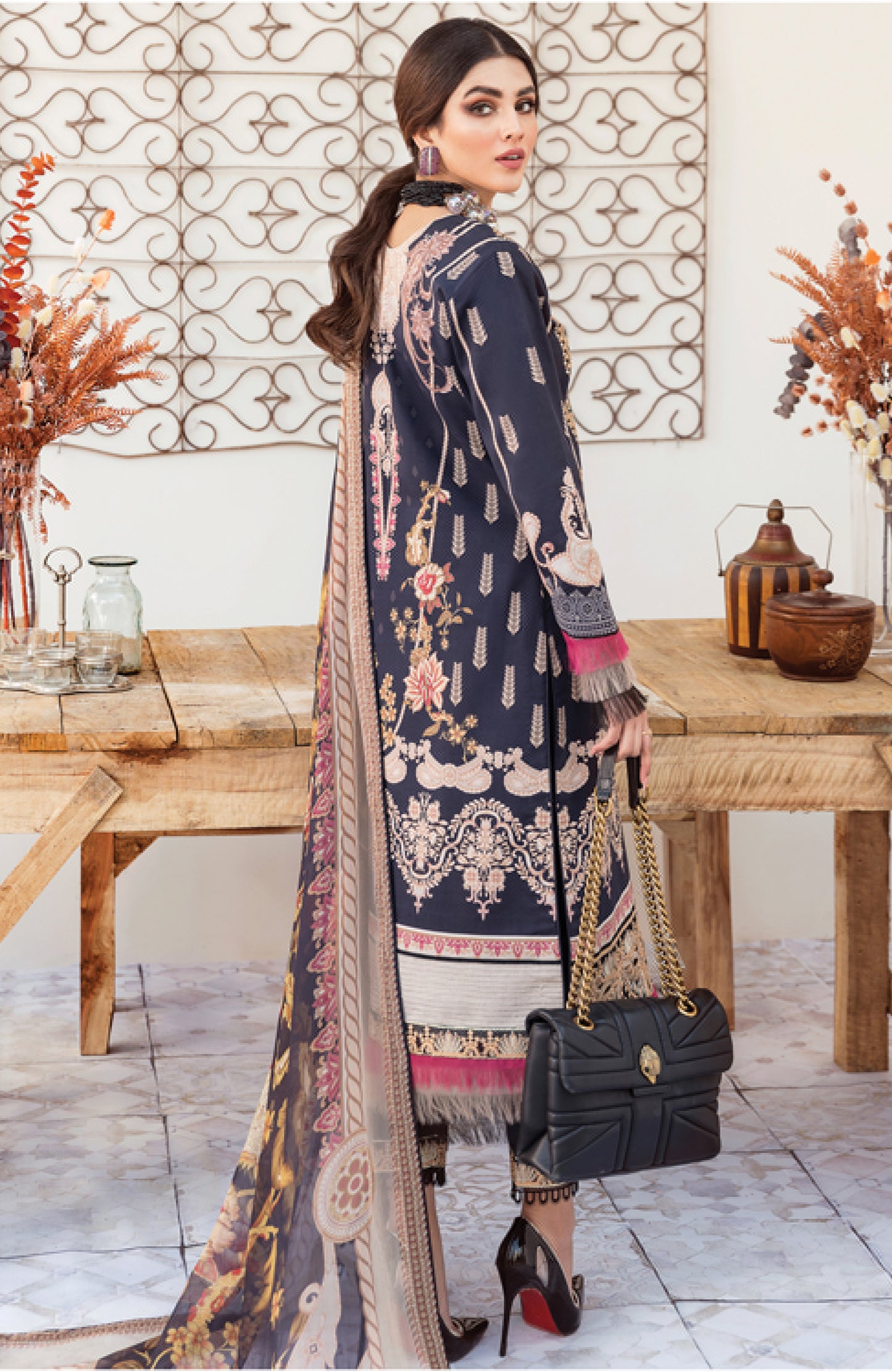 Gulaal Lawn'22 D-09