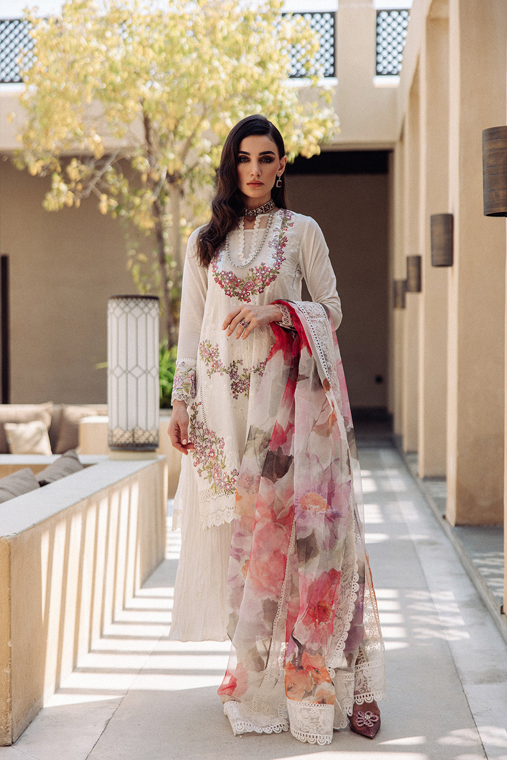 Saira Rizwan Lawn'23 LILY SR-06