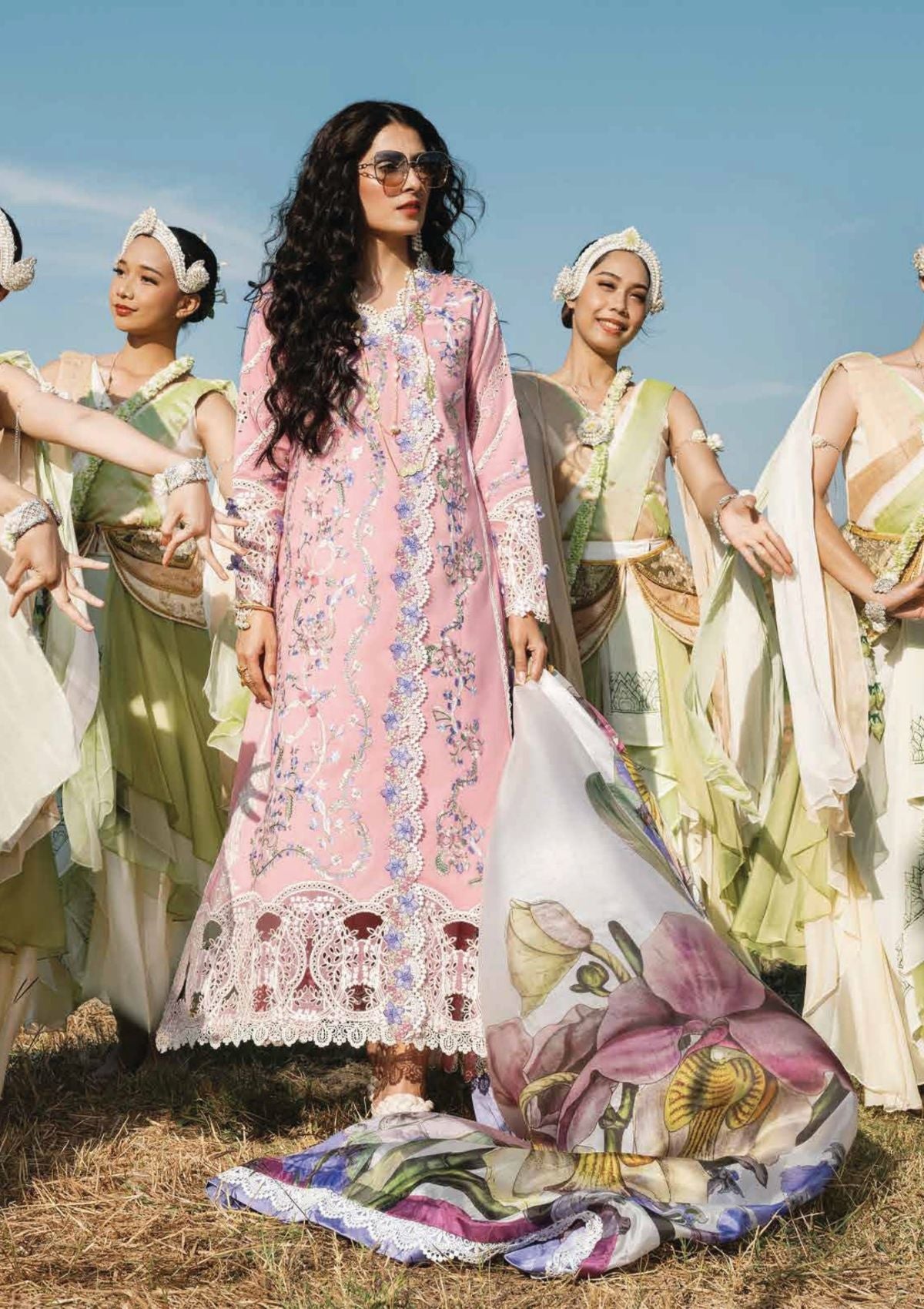 Mushq Luxury Lawana Lawn'23 D-08