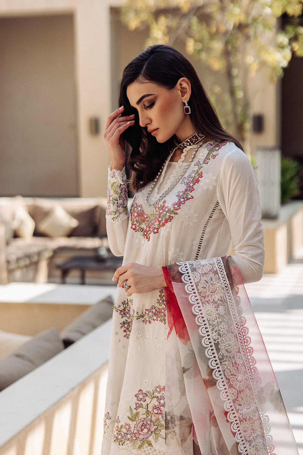 Saira Rizwan Lawn'23 LILY SR-06