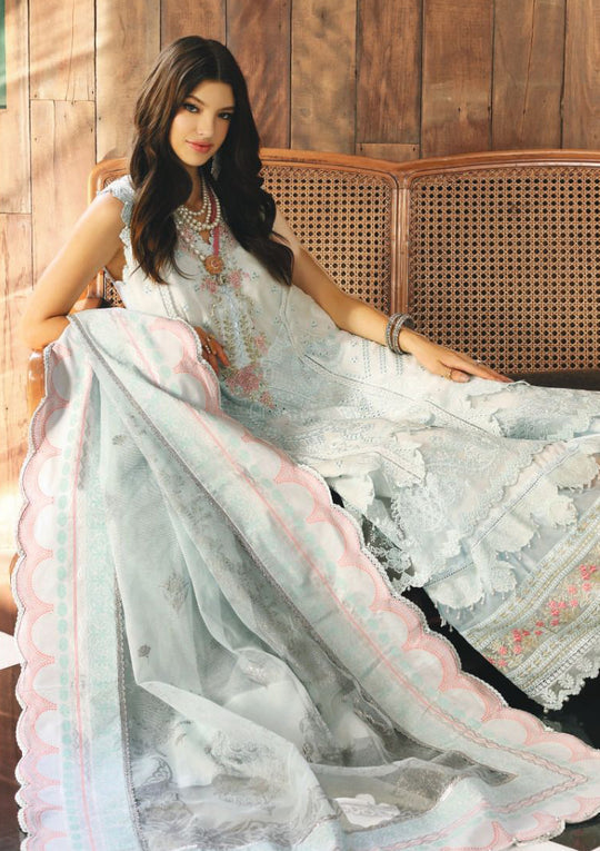 Noor by Saadia Asad Laserkari Lawn'23 D-01