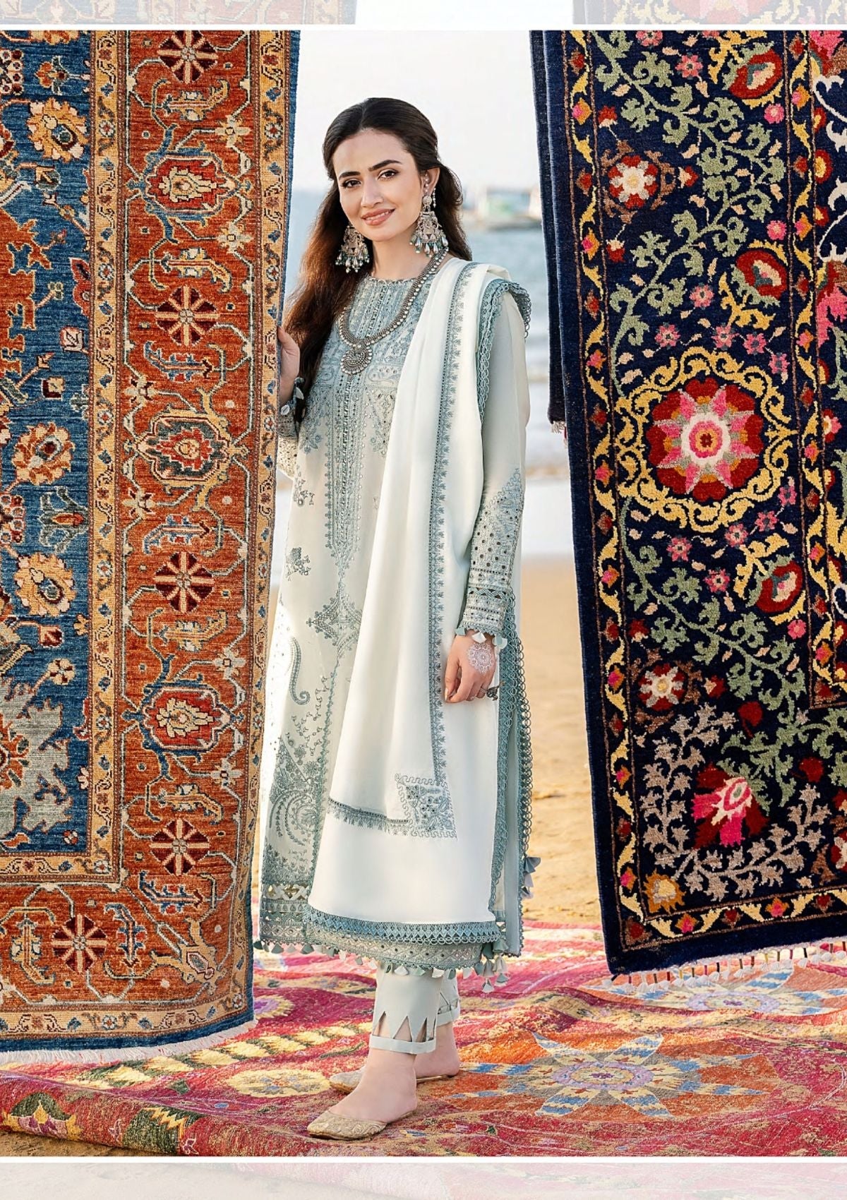Jazmin Shahkaar Eid Festive Lawn'23 D-07 Roshan