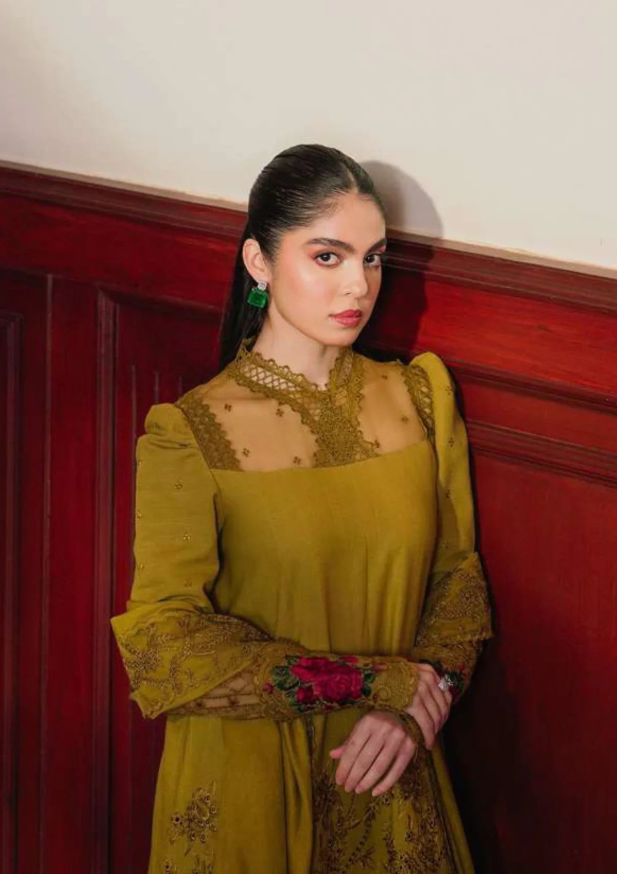 Saira Rizwan Luxury Winter'23 SR-03 INAYA