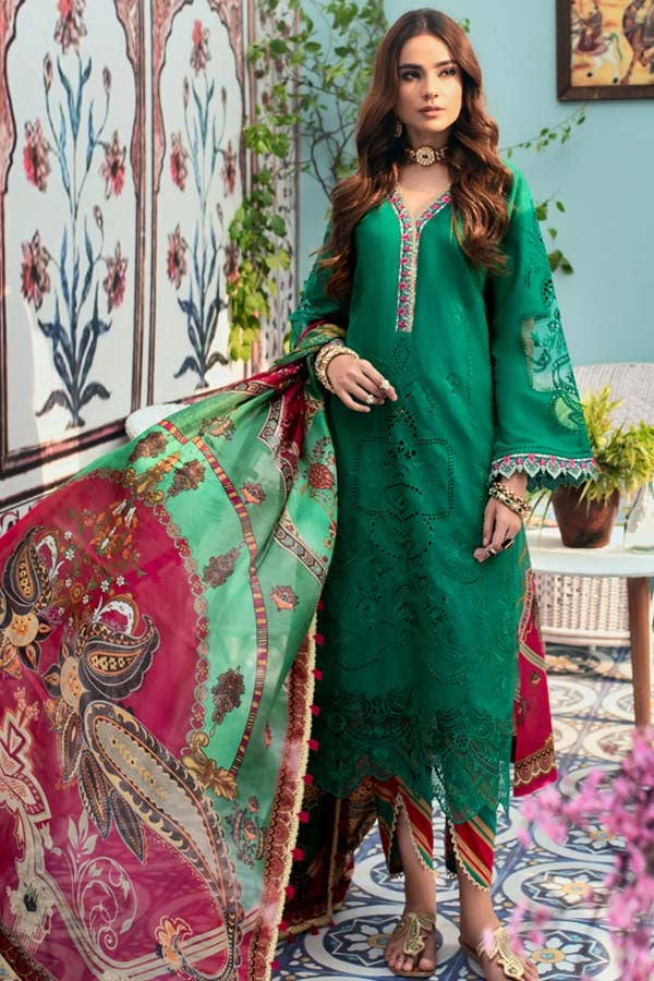 Noor By Saadia Asad Chikankari`21 D#07