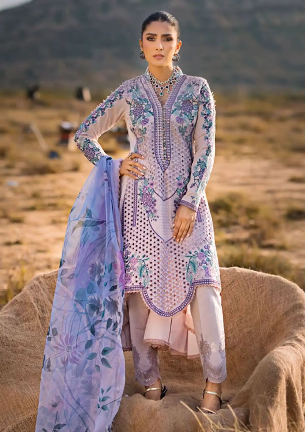 Al Zohaib Mahiymaan Luxury Lawn'24 M-06