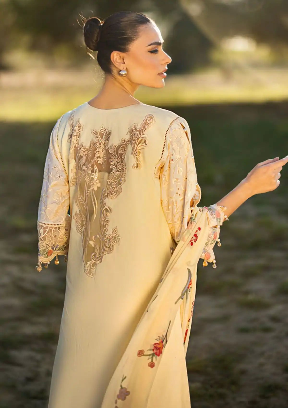 Al Zohaib Mahiymaan Luxury Lawn'24 M-12